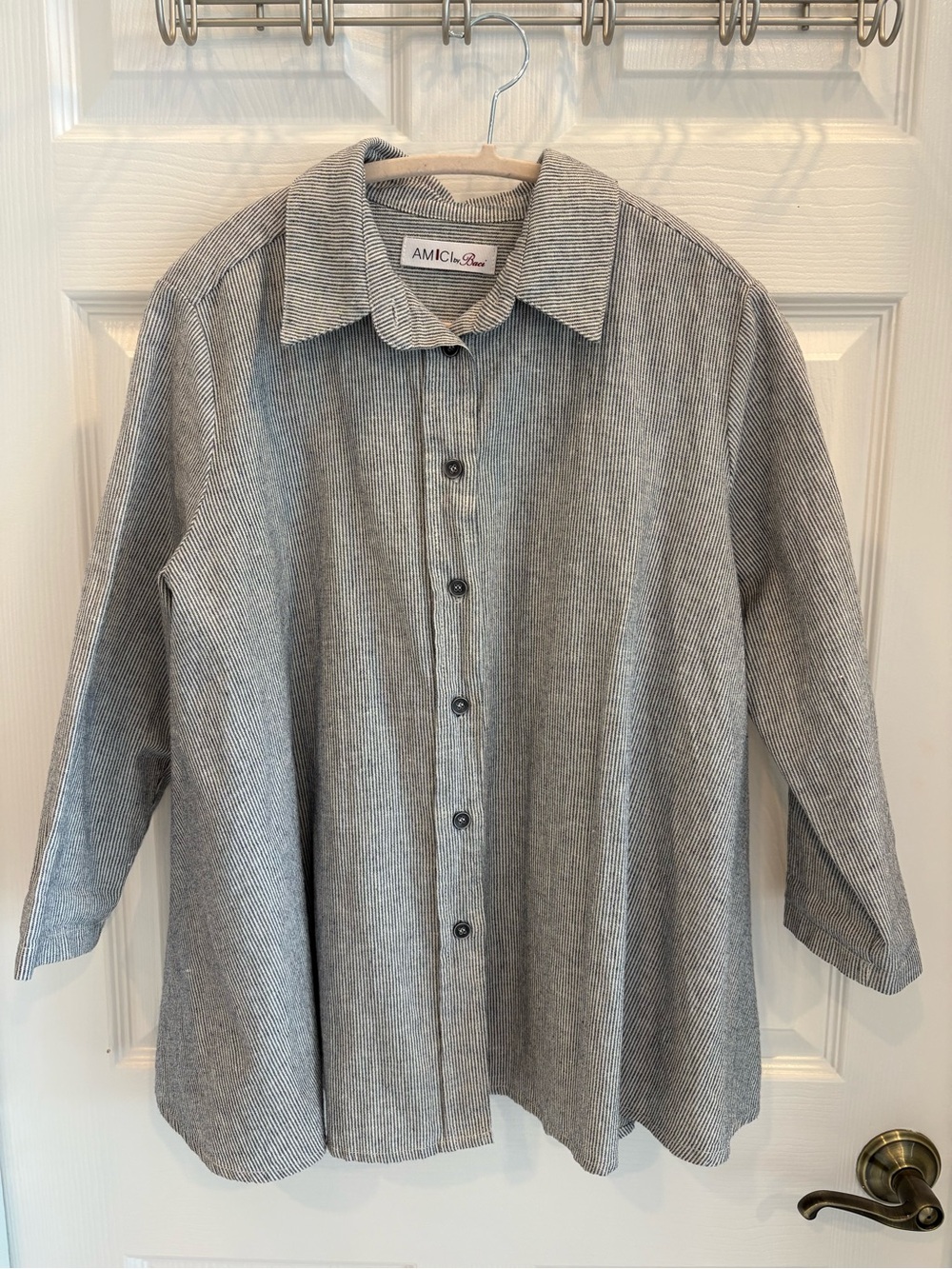 AMICiI by Baci Swing Blouse